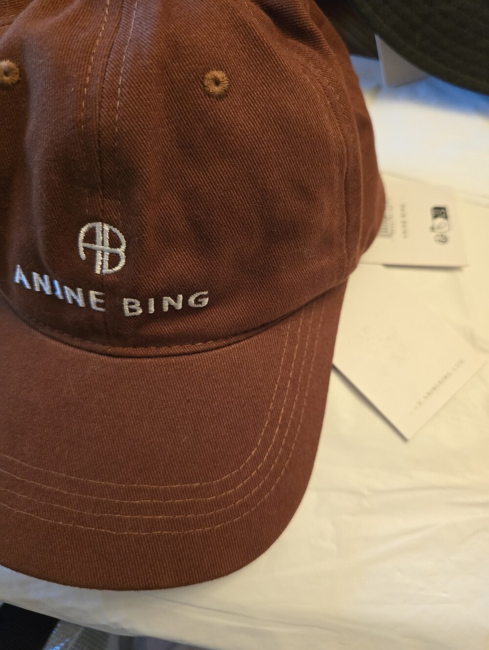 Anine Bing Rust Brown Embroidered Logo Cap. NWT Fall Winter Game Gift - Picture 4 of 4